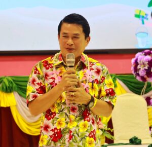 มกช.กรุงเทพ สืบสานประเพณีรดน้ำขอพรผู้อาวุโส เนื่องในโอกาสประเพณีวันสงกรานต์