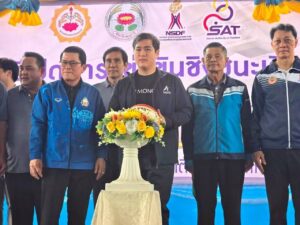 นายพัสกร รังสิวัฒนศักดิ์ เลขานุการรัฐมนตรีว่าการกระทรวงการท่องเที่ยวและกีฬา เป็นประธานในพิธีเปิดการแข่งขันชิงชนะเลิศแห่งจังหวัดปทุมธานี ประจำปี 2569